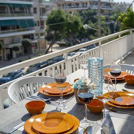 Amazing In Glyfada Center Apartment Athen